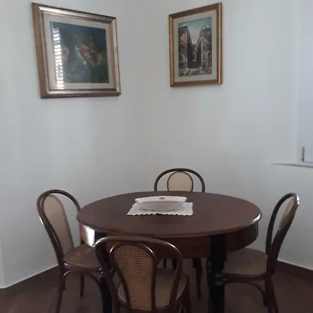 Lägenhet Casa De Mendoza Tropea
